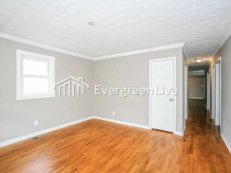 2044 Cold Spring Rd — Photo 8