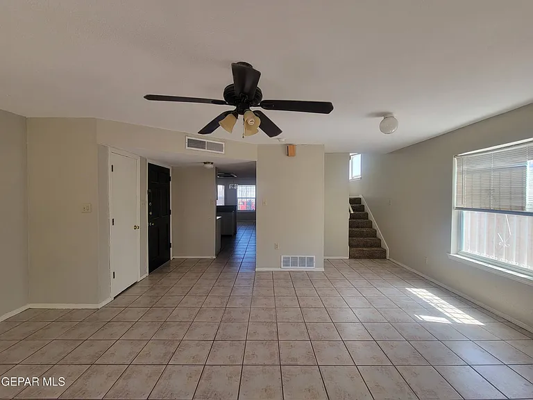 3200 Mountain Ridge Dr — Photo 8