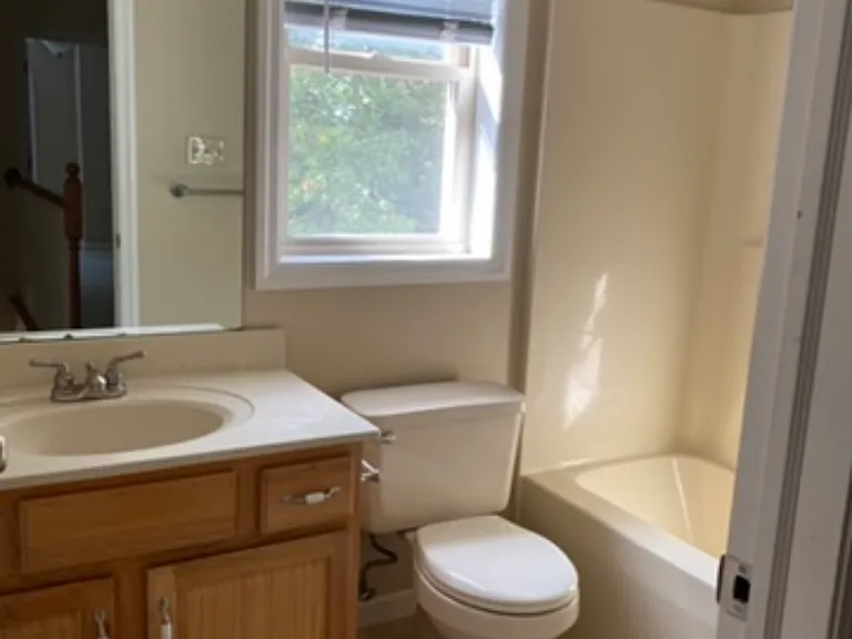 105 Clemson Ct — Photo 10