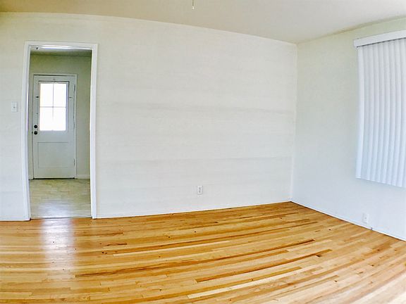 3rd image of 3737 W 177th St
