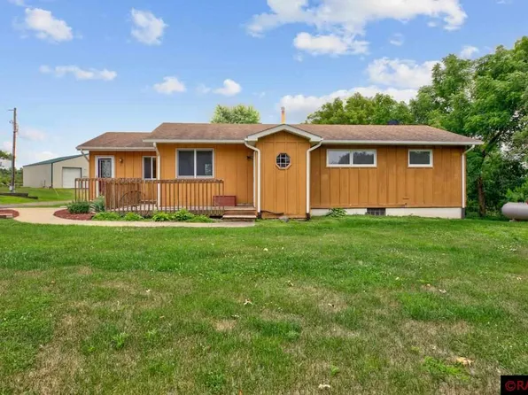 4566 Clearwater Trl, Lonsdale, MN 55046