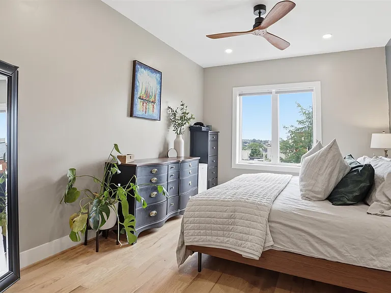 1222 Neal St NE #3 — Photo 17