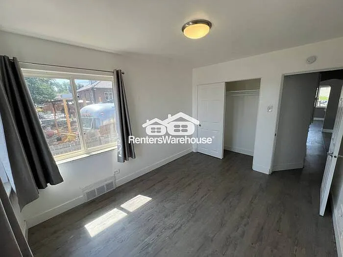 342 S Alcott St #A — Photo 9