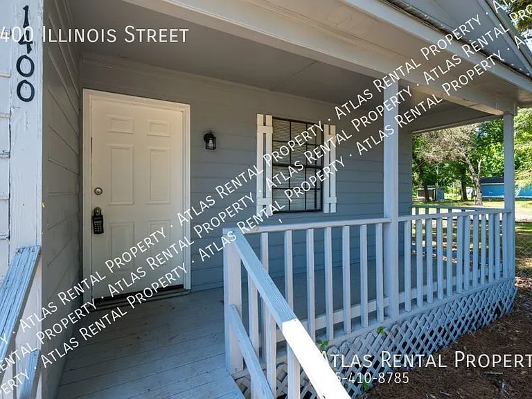 1400 Illinois St — Photo 4