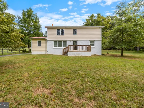 4217 Chestnut Grove Rd, Keedysville, MD 21756