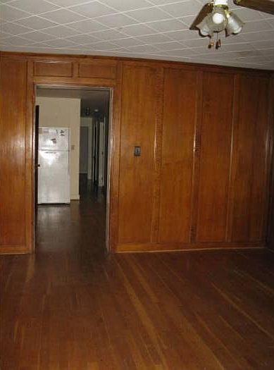 Living Room/Den