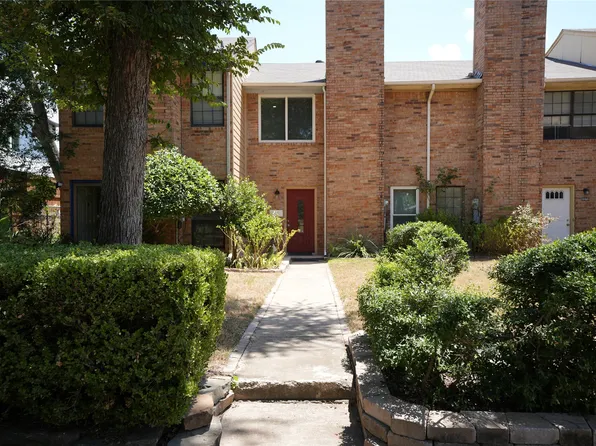 2276 Colony Ct, Dallas, TX 75235