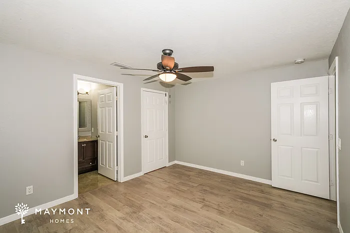 1705 E Lambright St N — Photo 8