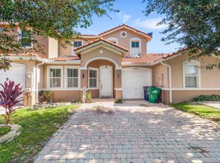 27523 SW 137th Ct, Homestead, FL 33032