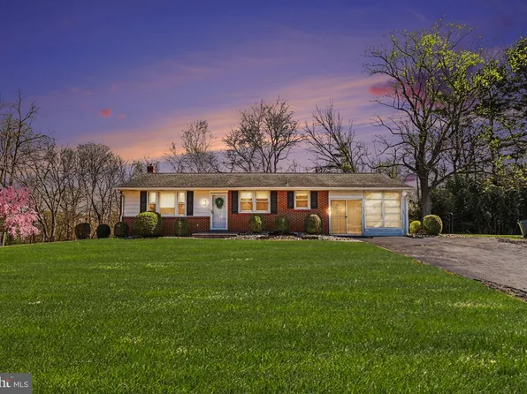 913 Stehman Rd, Millersville, PA 17551