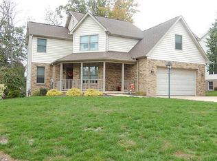 11 Hampshire Dr, Greensburg, PA 15601