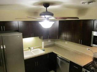 539 E Lincoln St, Mount Prospect, IL 60056