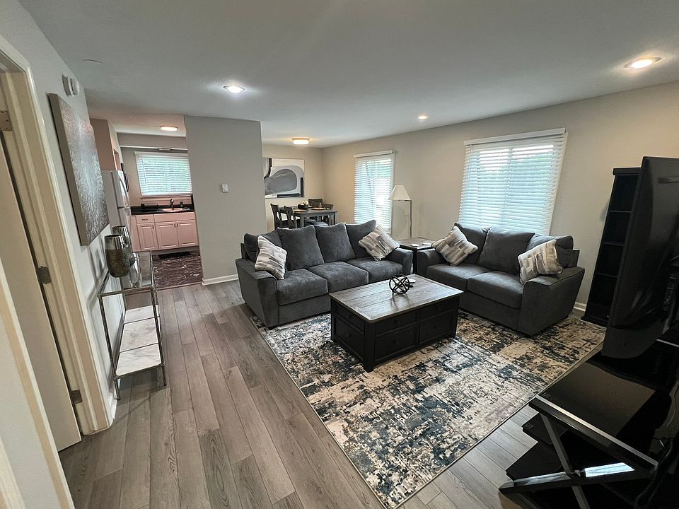 1st image of 45 Jolly Ln #3