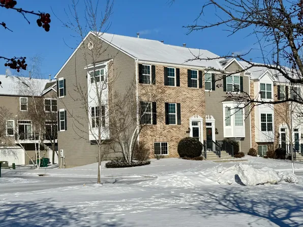 10016 Liatris Ln, Eden Prairie, MN 55347