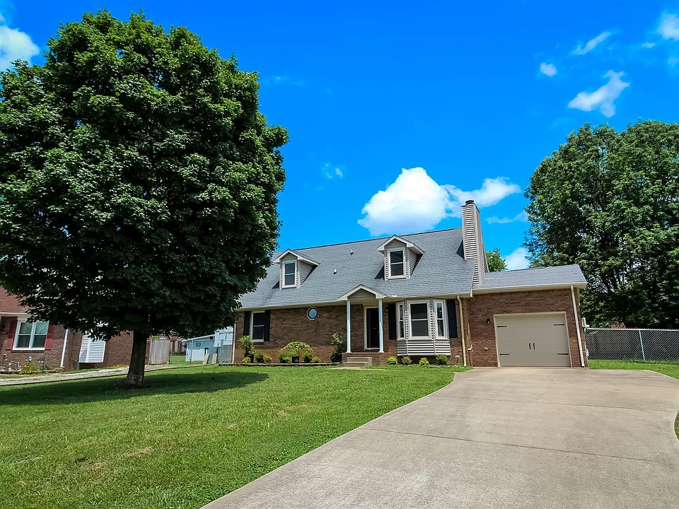1st image of 1217 Woodbridge Dr