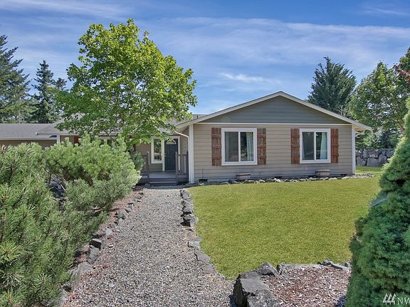 3rd image of 16015 234th Street Ct E