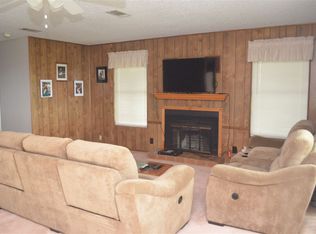 630 Golden Beach Dr, Buchanan Dam, TX 78609