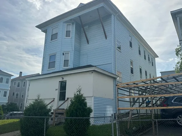 54 Freeland St, Worcester, MA 01603