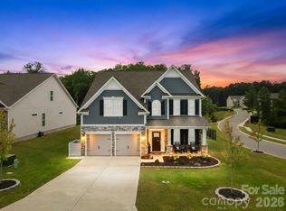 104 Aviendha Ln, Troutman, NC 28166