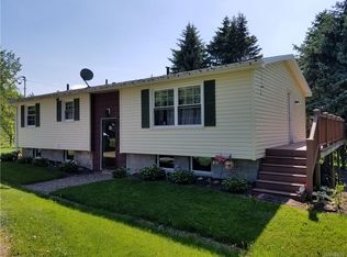 1892 Comet Rd, Warsaw, NY 14569