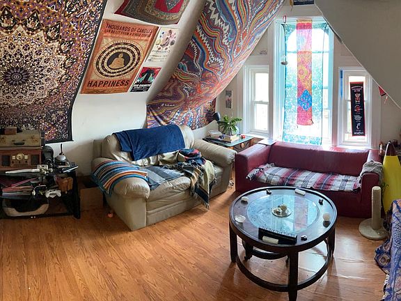 3rd image of 255 Hosea Ave #9