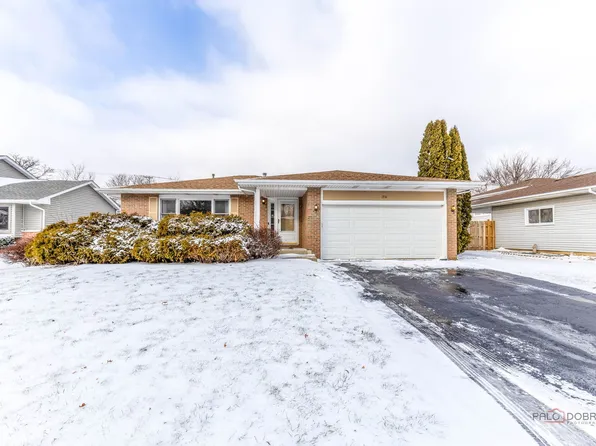 1716 Red Bud Rd, Bolingbrook, IL 60490