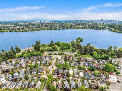 7438 Winona Avenue N, Seattle, WA, 98103