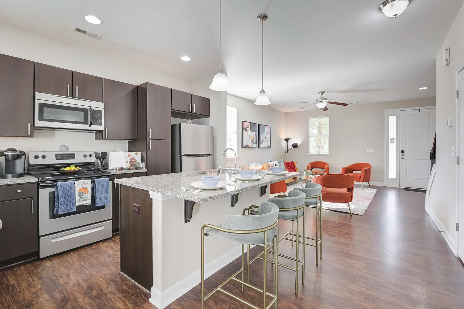 Charleston Row Townhomes — Photo 4