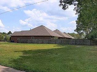 1203 SE G St, Bentonville, AR 72712