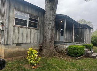 1020 W 1st St, Hominy, OK 74035