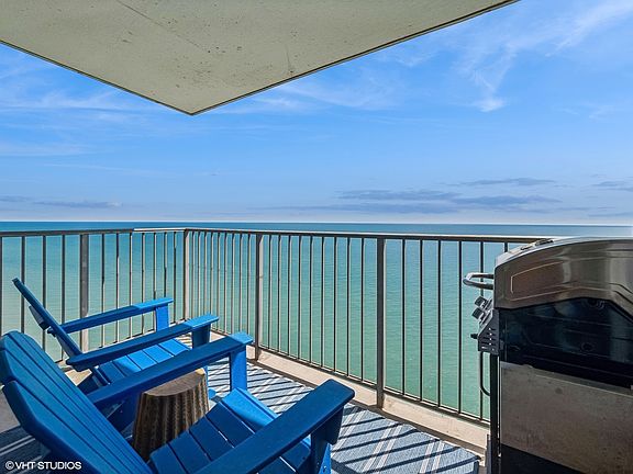 4th image of 940 W Glenlake Ave #29C