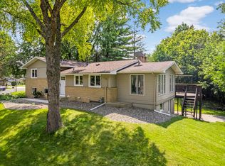 4035 Wasatch Ln, Golden Valley, MN 55422