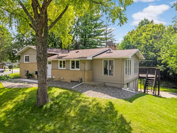 4035 Wasatch Ln, Golden Valley, MN 55422