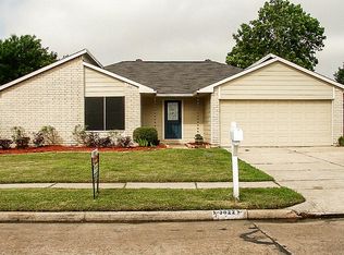 3822 Willmont Rd, La Porte, TX 77571