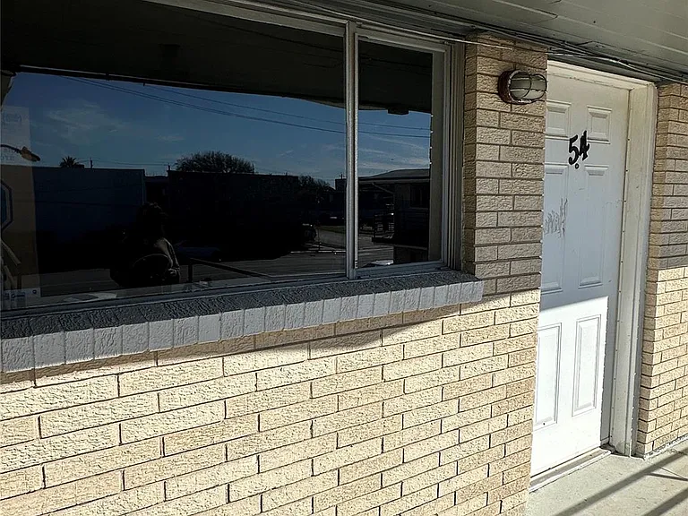 516 Holiday Dr #54 — Photo 3