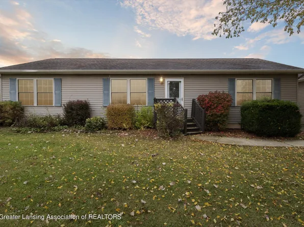10985 Sun Dog Trl, Perrinton, MI 48871
