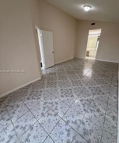 1034 W Jasmine Ln — Photo 18