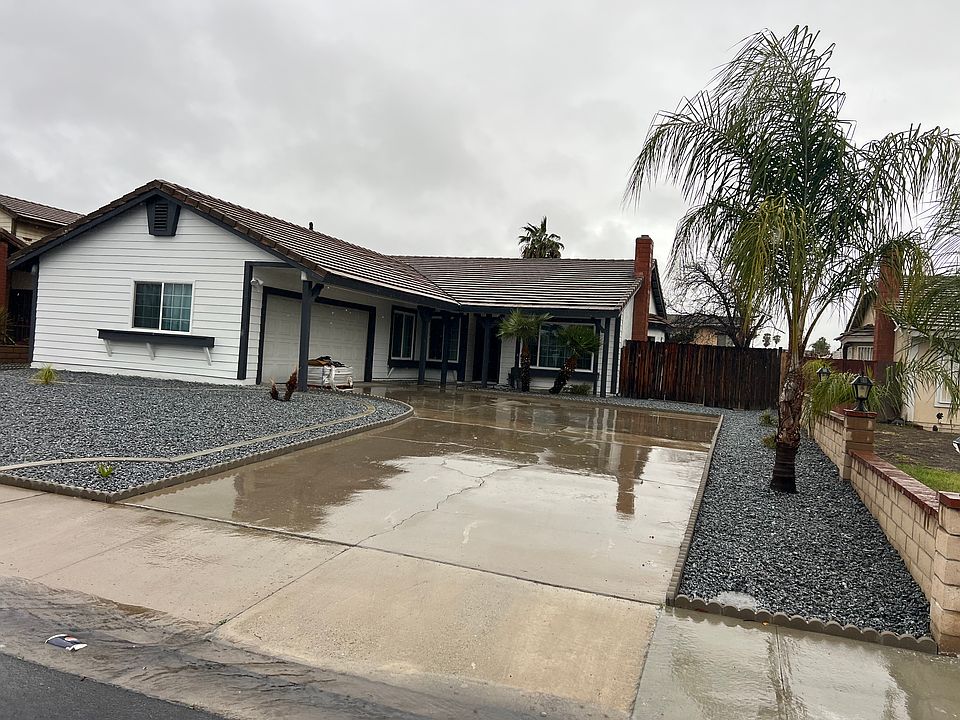 1st image of 14146 Appleblossom Ln