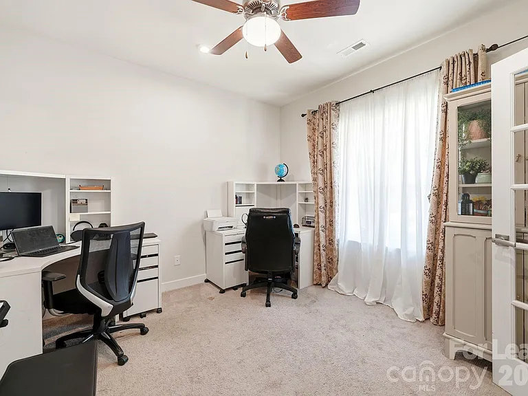 10129 Harvest Gold Dr — Photo 35