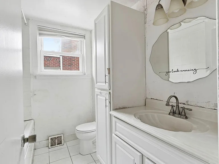 2217 Hoffnagle St — Photo 11