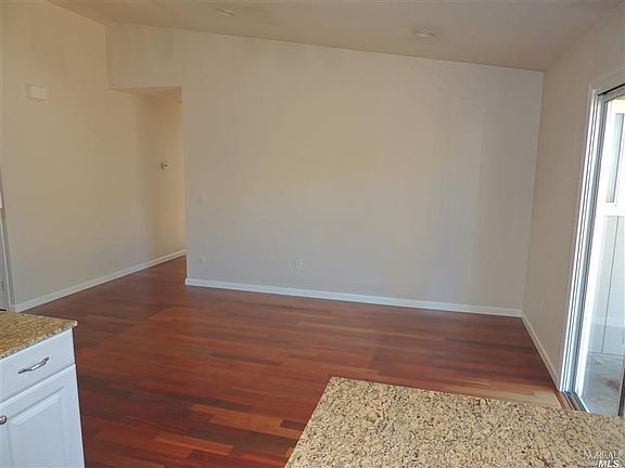 4th image of 658 Mariano Dr