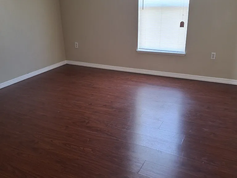 1701 Anchorage St NW — Photo 11