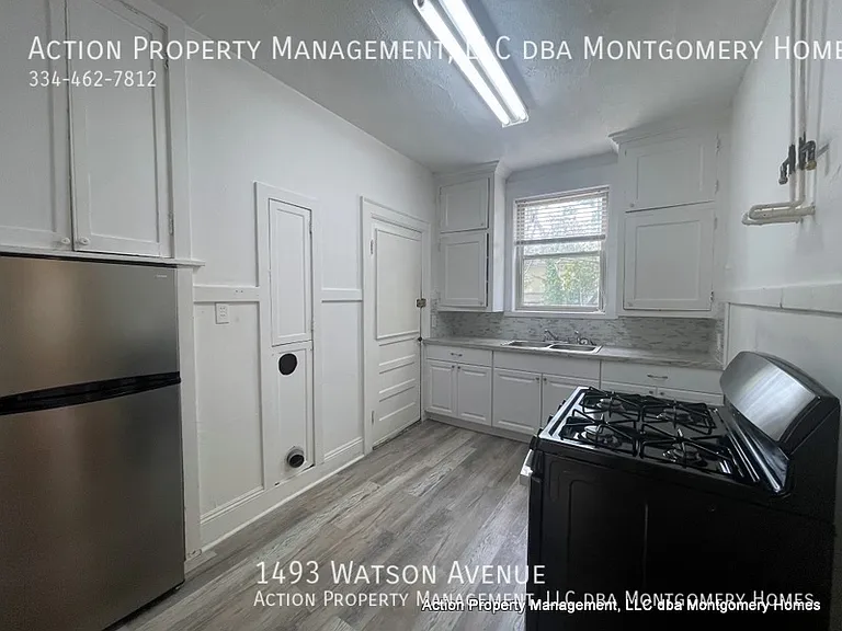 1493 Watson St — Photo 18