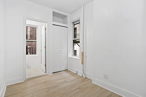 Rented by Douglas Elliman | media 14