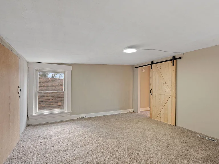 3rd Floor Bedroom