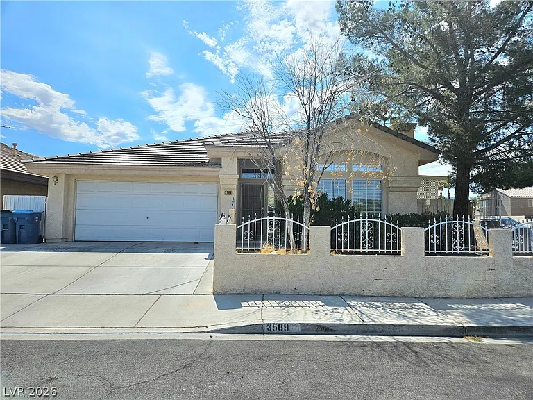 3569 Windy Bluff St — Photo 1
