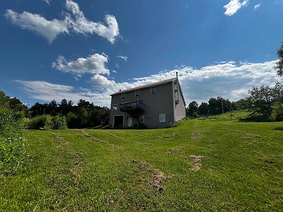 3rd image of 1946 Cold Hill Road