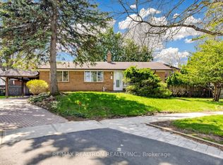 57 Copping Rd, Toronto, ON M1G3J9