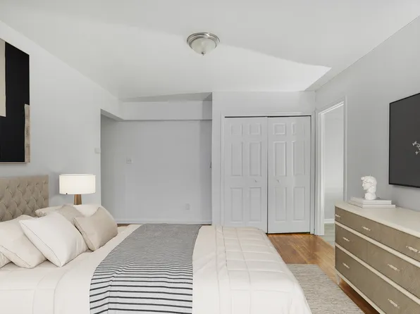 330 Lenox Road image 9 of 13