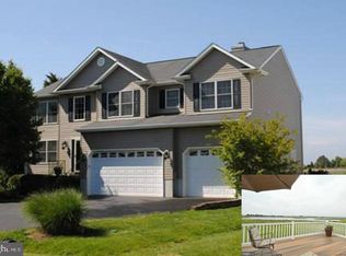 717 Long Point Rd, Grasonville, MD 21638